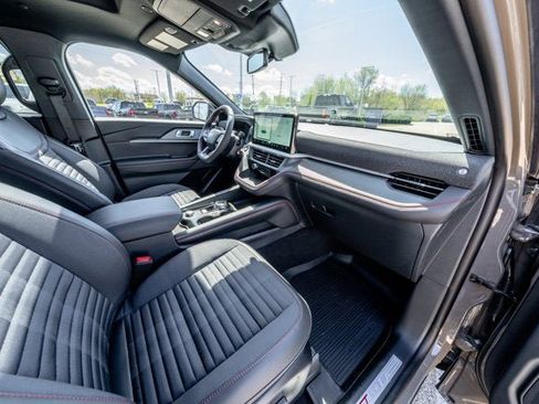 New 2026 Ford Explorer ST-Line AWD/4WD image 27