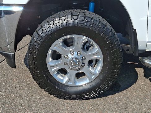 Used 2025 RAM 2500 Big Horn AWD/4WD image 8