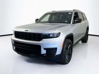Used 2023 Jeep Grand Cherokee L Laredo RWD video 1