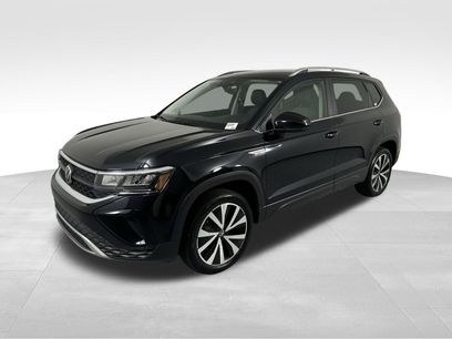 Used 2022 Volkswagen Taos SE w/ IQ.Drive SE Package