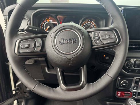 New 2025 Jeep Wrangler Rubicon image 24