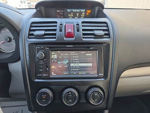 Used 2015 Subaru Forester 2.5i Limited image 17