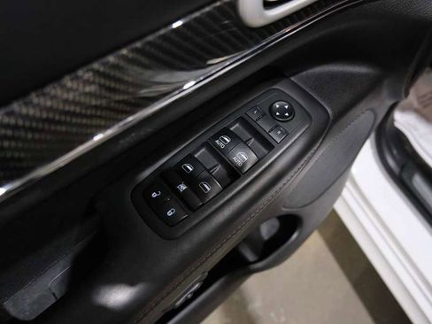 Used 2018 Jeep Grand Cherokee SRT w/ Trailer Tow Group IV image 19