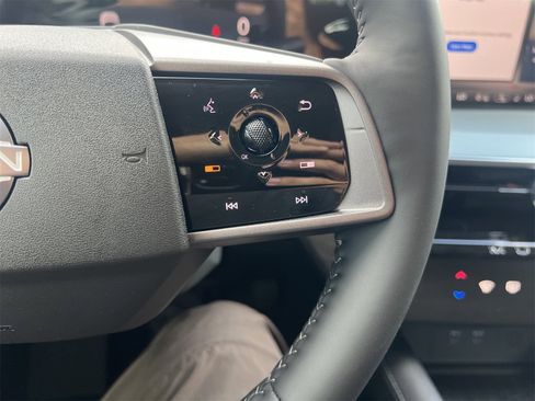 New 2025 Nissan Murano SL w/ Cargo Package image 9