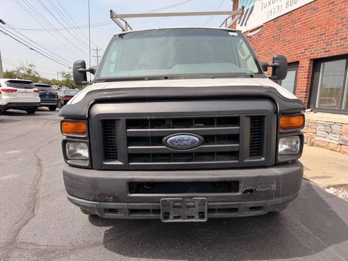 Used 2011 Ford E-150 and Econoline 150 w/ Commercial Cargo Van Pkg RWD image 3