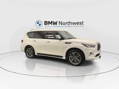 Used 2018 INFINITI QX80 4WD w/ Deluxe Technology Package image 6
