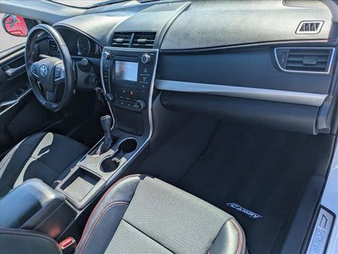 Used 2016 Toyota Camry SE w/ Protection Package (Q2) FWD image 20