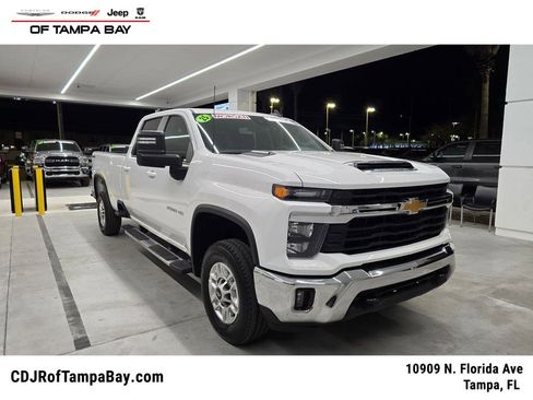 Used 2025 Chevrolet Silverado 2500 LT w/ Convenience Package image 1