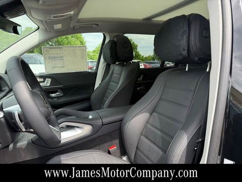 New 2026 Mercedes-Benz GLS 450 4MATIC image 12