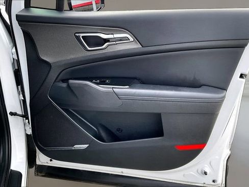 Used 2023 Kia Sportage SX image 25