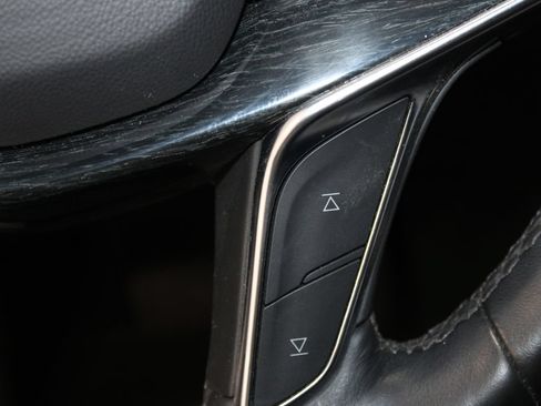 Used 2024 Cadillac XT5 Premium Luxury FWD image 17