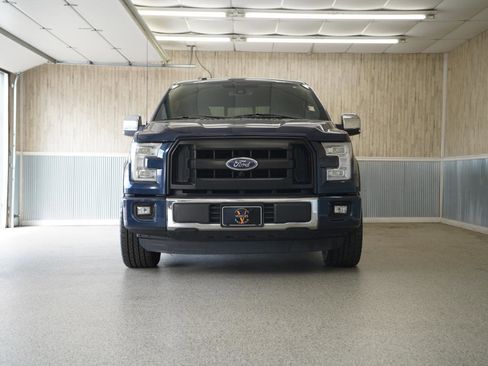 Used 2016 Ford F150 Platinum w/ Equipment Group 701A Luxury image 2