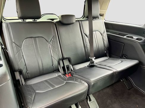 Used 2021 Ford Expedition Platinum image 29