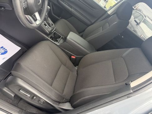 Used 2024 Honda CR-V EX image 37