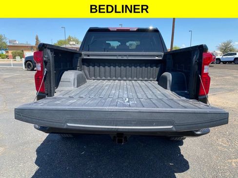 Used 2023 Chevrolet Silverado 1500 Custom RWD image 9