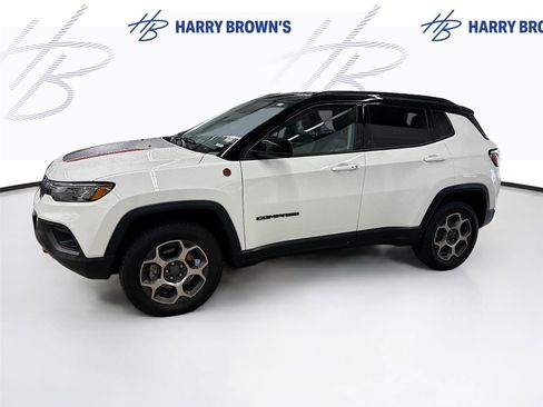 Used 2022 Jeep Compass Trailhawk w/ Trailhawk Convenience Group AWD/4WD image 8