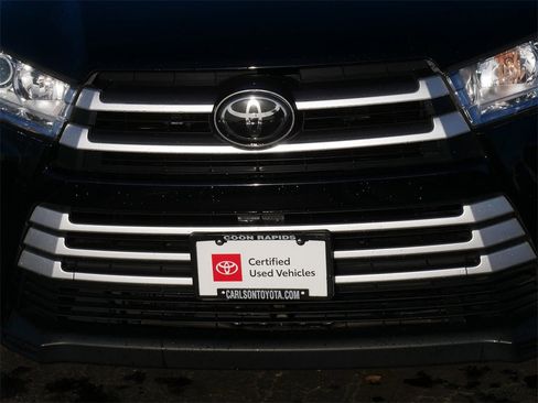 Used 2019 Toyota Highlander XLE image 9