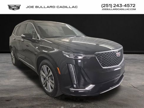 Certified 2025 Cadillac XT6 Premium Luxury image 1