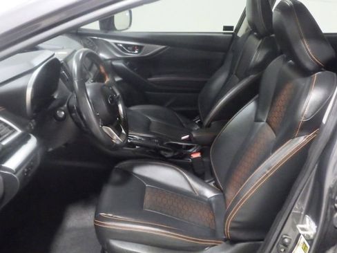 Used 2022 Subaru Crosstrek 2.5i Limited w/ Moonroof Package 2 image 8