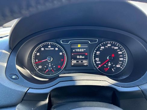 Used 2015 Audi Q3 2.0T Prestige image 29