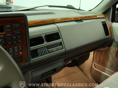 Used 1994 Chevrolet Silverado 1500 2WD Regular Cab image 39