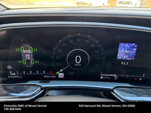 Used 2023 Cadillac Escalade Premium Luxury w/ LPO, Illumination Package image 18