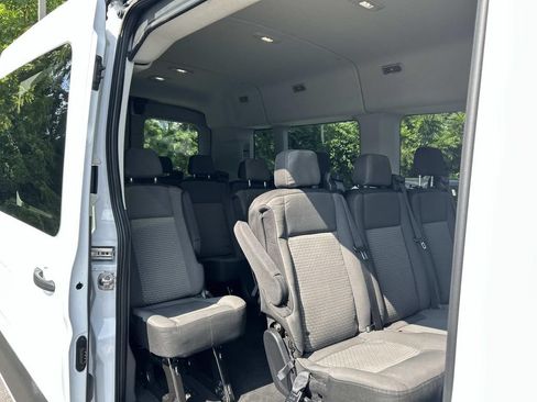 Used 2025 Ford Transit 350 XLT RWD image 18