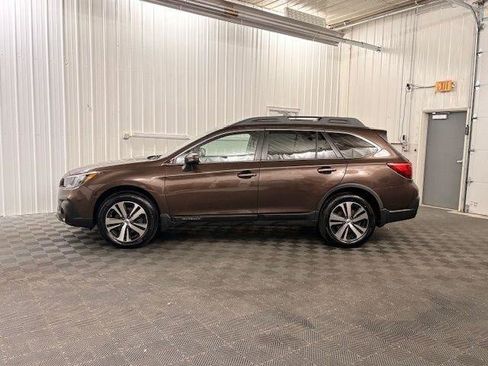 Used 2019 Subaru Outback 2.5i Limited w/ Protection Package #1 image 2