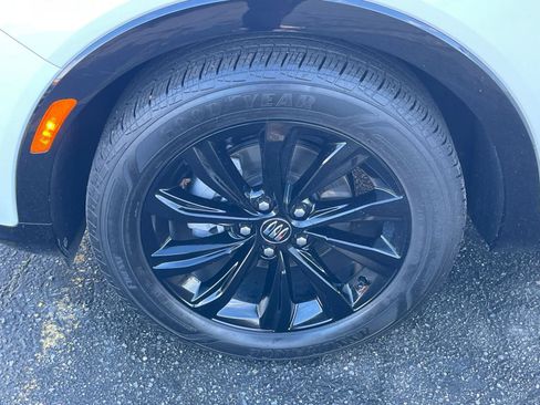 Used 2025 Buick Envista Sport Touring image 28