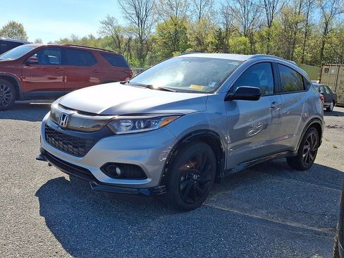 Used 2022 Honda HR-V Sport image 4
