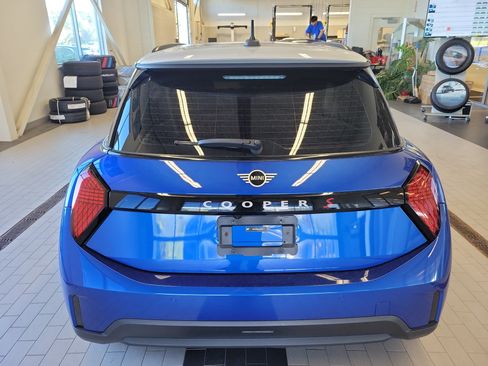 Used 2025 MINI Cooper S FWD image 6