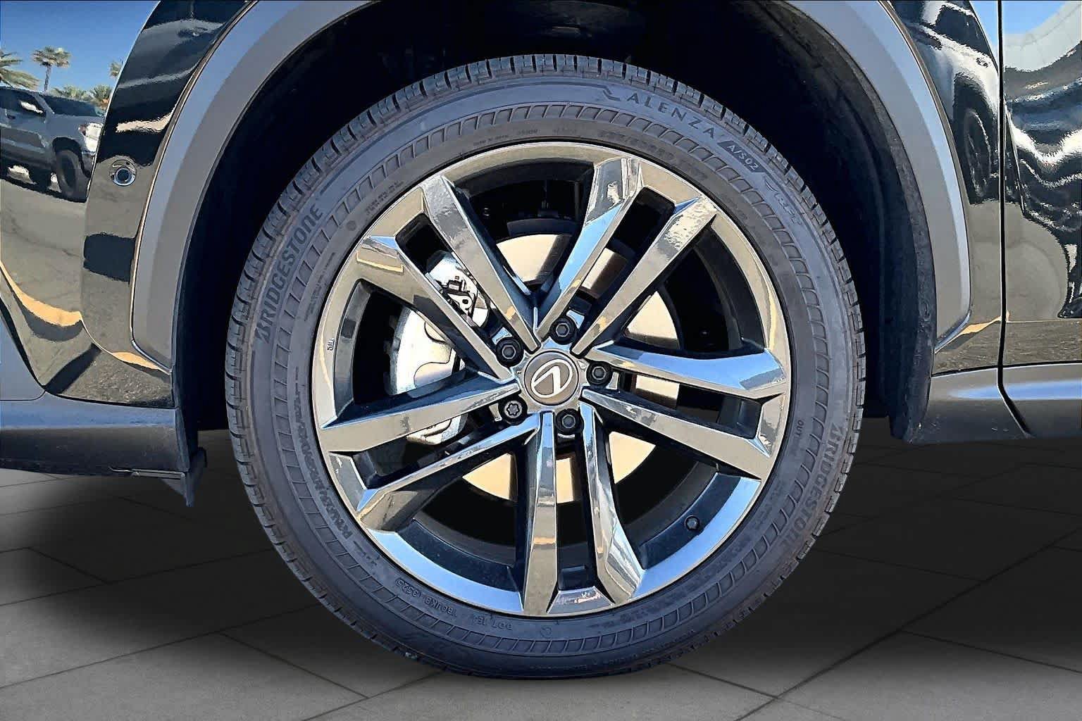 Used 2026 Lexus NX 450h+ AWD w/ Accessory Package (Z2) image 10
