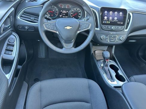 Used 2024 Chevrolet Malibu RS image 8