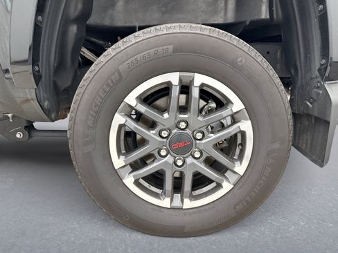 Used 2024 Toyota Tacoma TRD Sport AWD/4WD image 13