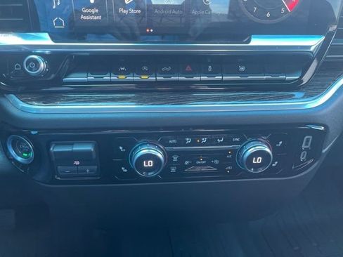 Used 2025 GMC Sierra 1500 Elevation AWD/4WD image 17