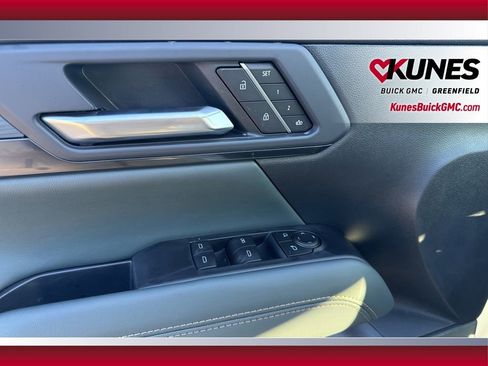 New 2026 GMC Terrain AT4 w/ Convenience Package III image 20