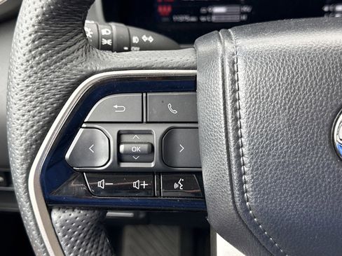 Used 2024 Toyota Tundra Limited image 22