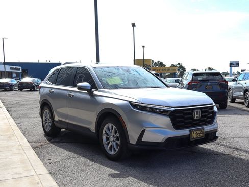 Used 2025 Honda CR-V EX-L image 3