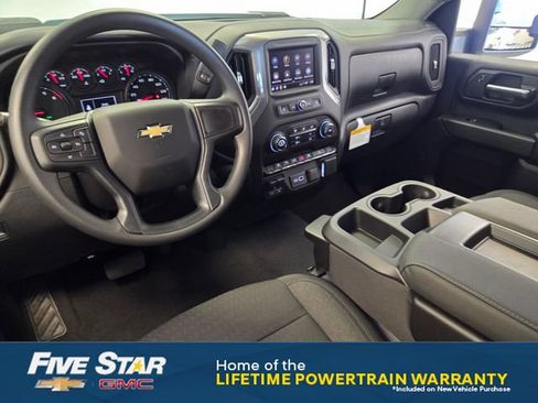 New 2026 Chevrolet Silverado 2500 Custom w/ Custom Value Package AWD/4WD image 15