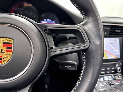 Used 2019 Porsche 911 Speedster RWD image 22