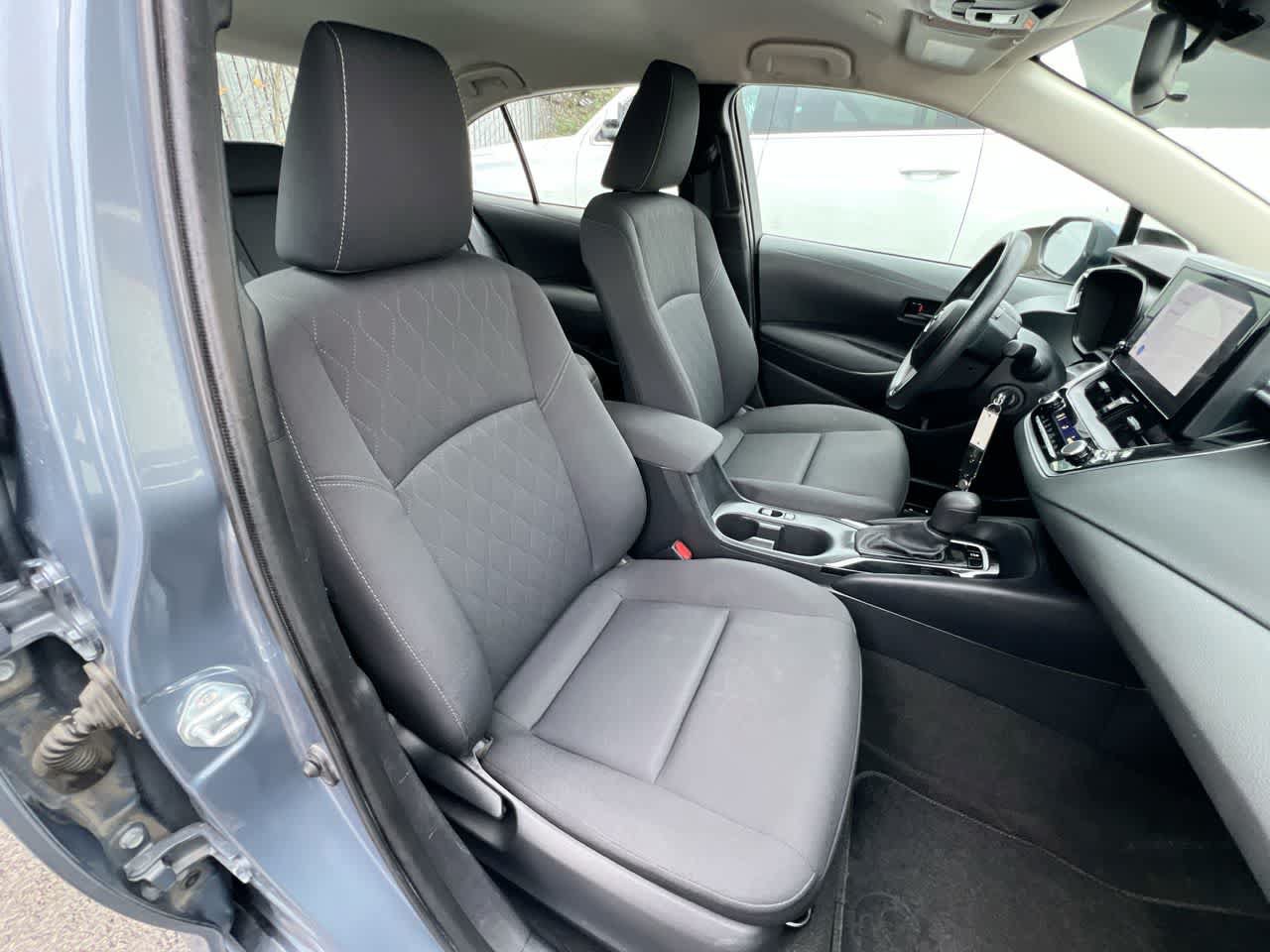 Used 2023 Toyota Corolla LE FWD image 28