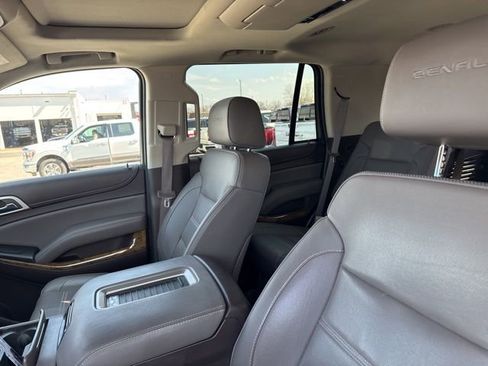 Used 2016 GMC Yukon Denali w/ Open Road Package image 11