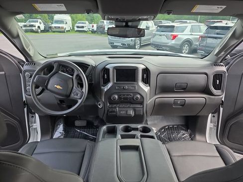 Used 2024 Chevrolet Silverado 1500 W/T w/ WT Value Package AWD/4WD image 10