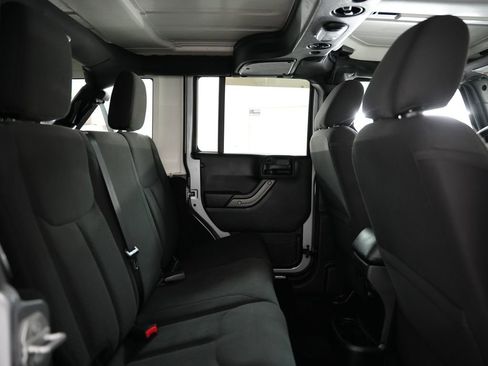 Used 2016 Jeep Wrangler Unlimited Sport w/ Quick Order Package 24S AWD/4WD image 36