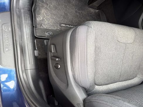 Used 2021 Hyundai Santa Fe SEL FWD image 19