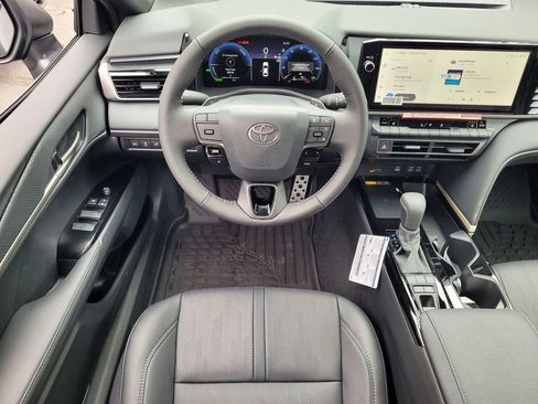 New 2026 Toyota Camry XSE FWD image 7