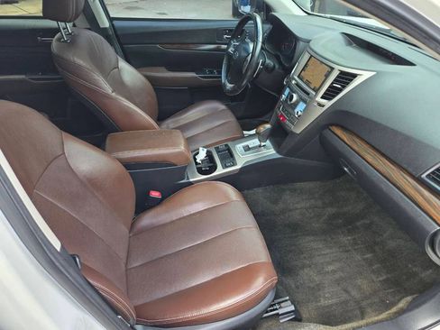 Used 2013 Subaru Outback 3.6R Limited image 36