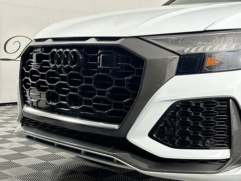 Used 2022 Audi RS Q8 w/ Carbon Optic Package image 33
