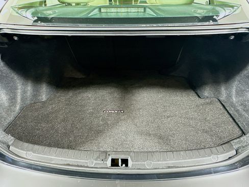 Used 2013 Toyota Corolla LE image 25