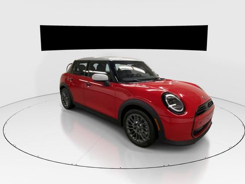 New 2026 MINI Cooper 4-Door Hardtop FWD image 2